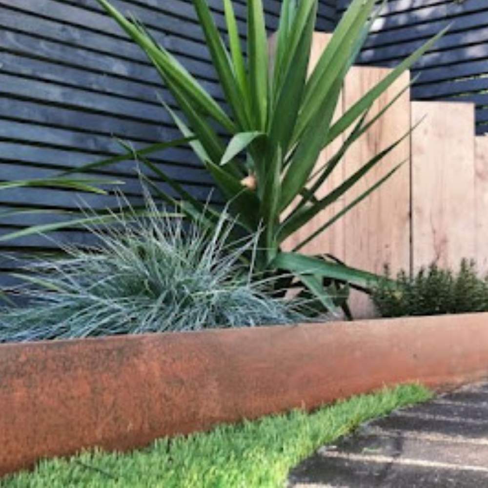 Corten Steel Garden Edge 100 mm (per metre)